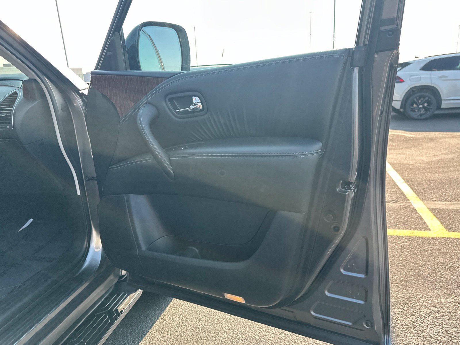 Used 2019 Nissan Armada SL w/ Premium Package AWD/4WD image 48