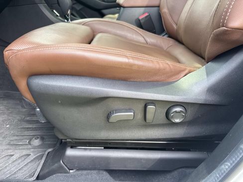 Used 2024 Subaru Ascent Touring AWD/4WD image 18