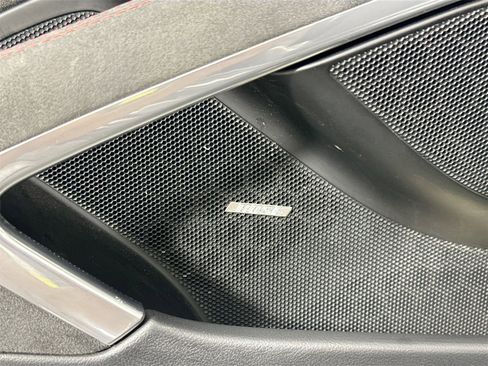 Used 2016 Porsche 911 Targa 4 GTS image 27