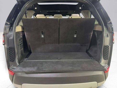 Used 2017 Land Rover Discovery HSE AWD/4WD image 61