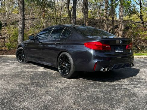 Used 2018 BMW M5 image 5