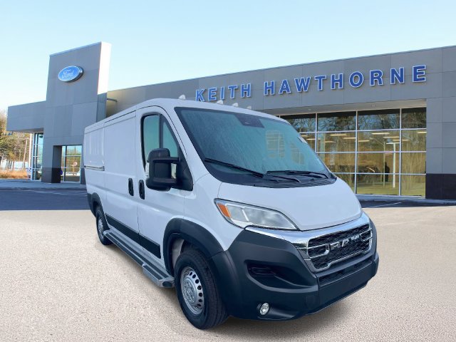 Used 2025 RAM ProMaster 2500 w/ U-Haul Equipment Group FWD image 1