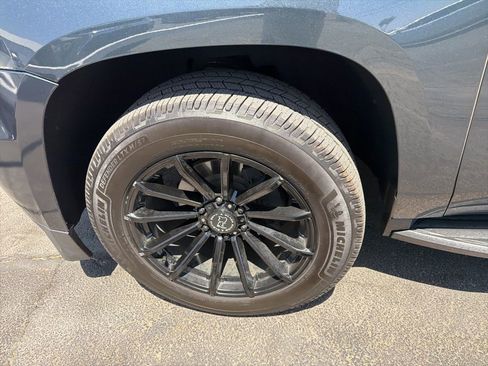 Used 2019 Chevrolet Tahoe LT AWD/4WD image 5