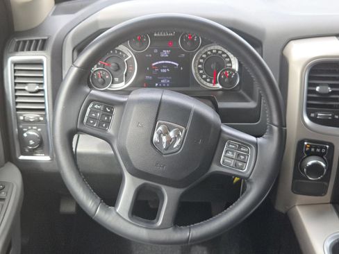 Used 2016 RAM 1500 Lone Star RWD image 17