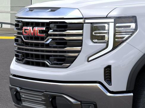 New 2026 GMC Sierra 1500 SLT w/ SLT Premium Package AWD/4WD image 13