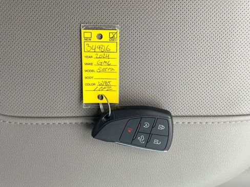 Used 2024 GMC Sierra 2500 SLT w/ SLT Convenience Package image 32