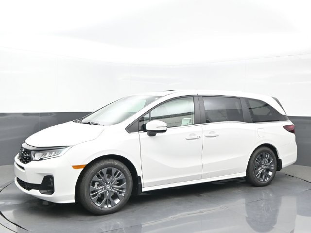 New 2026 Honda Odyssey Touring image 2