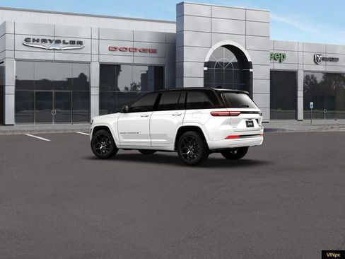 New 2026 Jeep Grand Cherokee Summit AWD/4WD image 4