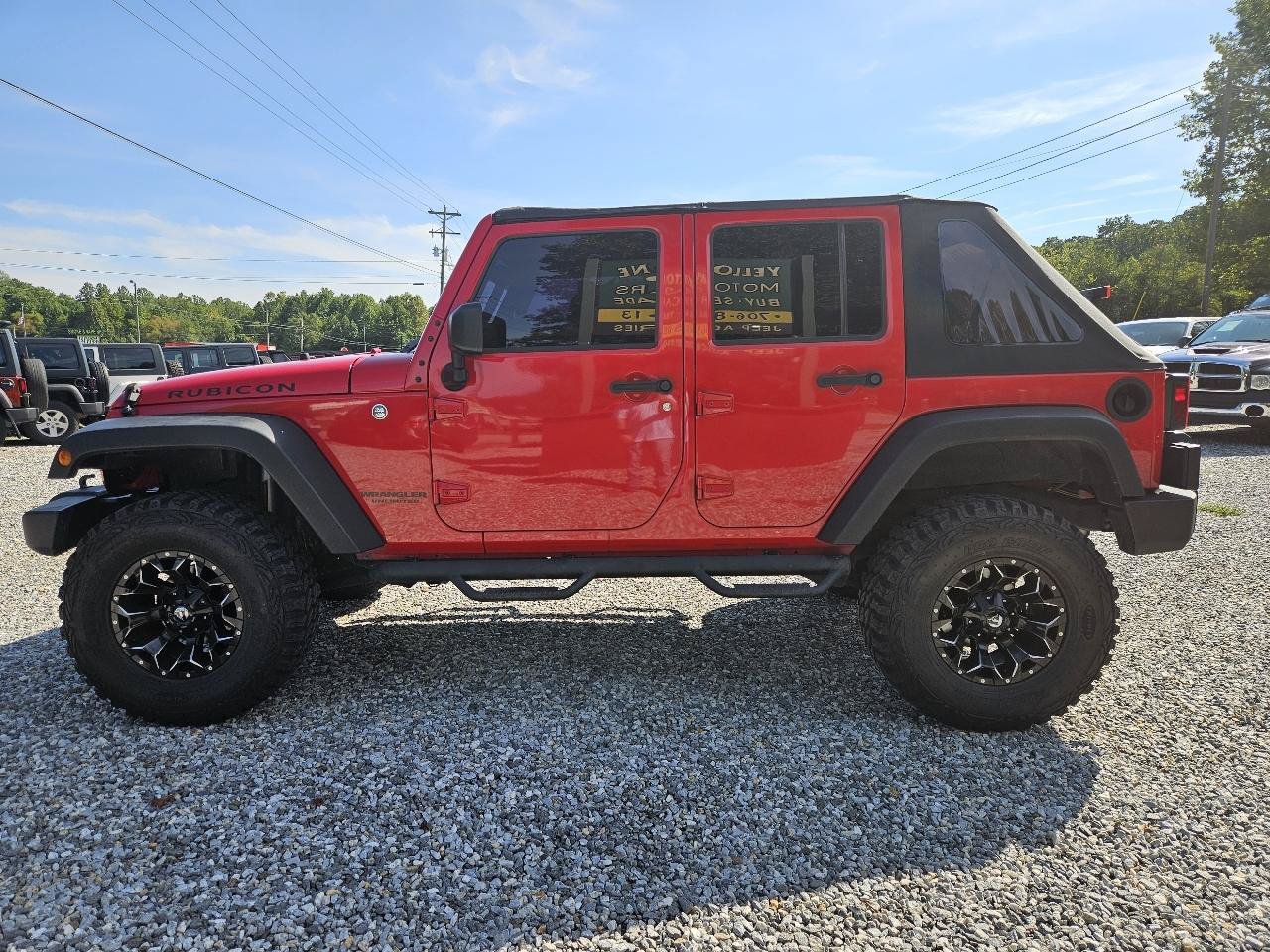 Used 2016 Jeep Wrangler Unlimited Rubicon w/ Connectivity Group AWD/4WD image 5