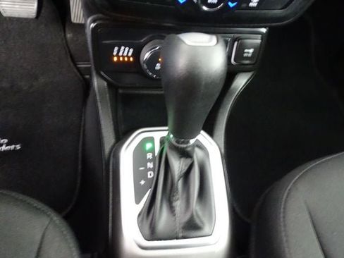 Certified 2022 Jeep Renegade Latitude AWD/4WD image 10