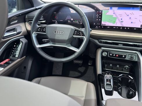 Certified 2025 Audi Q5 Premium w/ Premium Plus AWD/4WD image 30