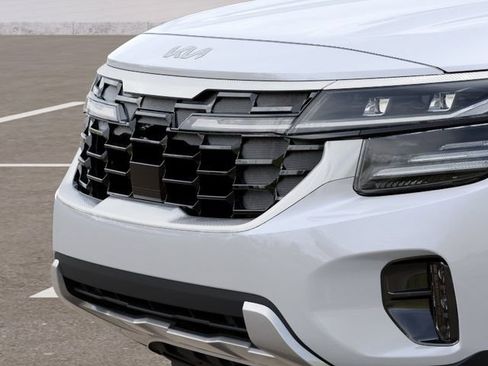 New 2024 Kia Seltos SX w/ SX Sunroof Package image 12