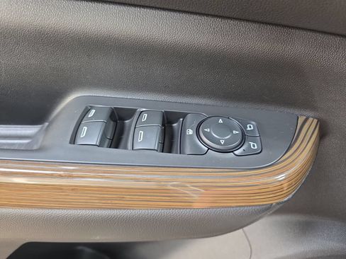 Used 2019 GMC Acadia SLE AWD/4WD image 25