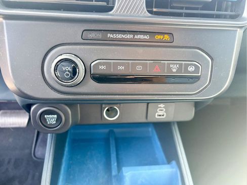 Used 2026 Ford Maverick XLT w/ XLT Luxury Package FWD image 16