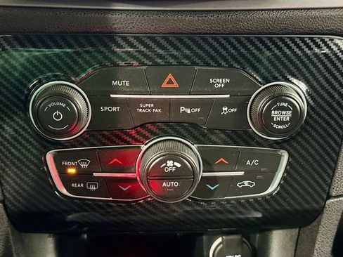 Used 2023 Dodge Charger SXT w/ Blacktop Package image 16