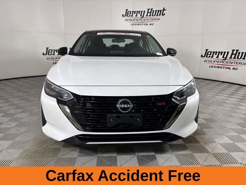 Used 2024 Nissan Sentra SR image 3