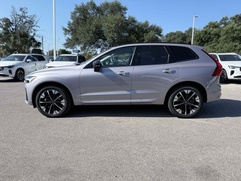 Certified 2026 Volvo XC60 B5 Plus AWD/4WD image 3