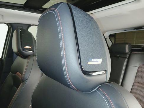 Used 2025 Nissan Kicks SR w/ SR Premium Package AWD/4WD image 14