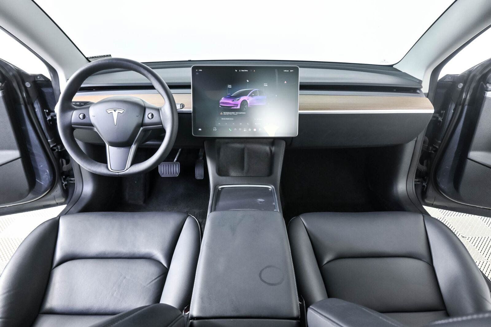 Used 2023 Tesla Model 3 Standard Range RWD image 16