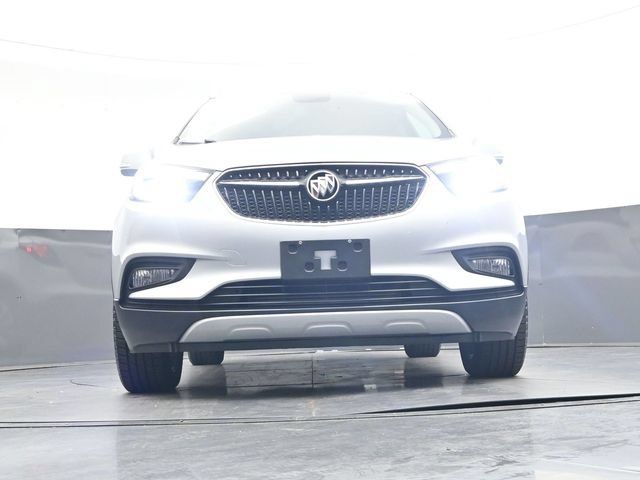 Used 2019 Buick Encore Essence FWD image 37