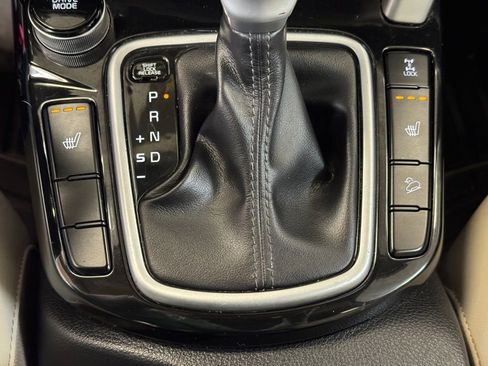 Used 2021 Kia Seltos EX image 32