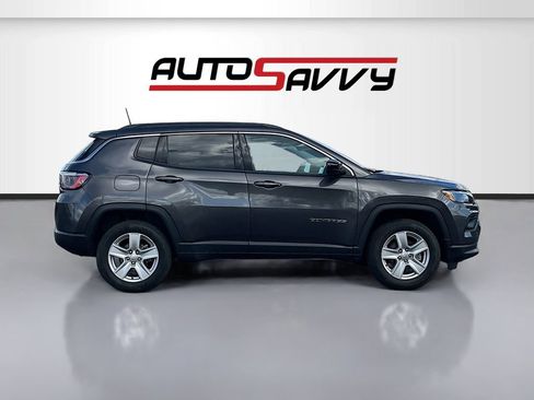 Used 2022 Jeep Compass Latitude w/ Convenience Group image 8