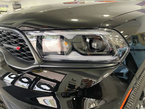 Used 2025 Dodge Durango GT w/ Blacktop Package image 13