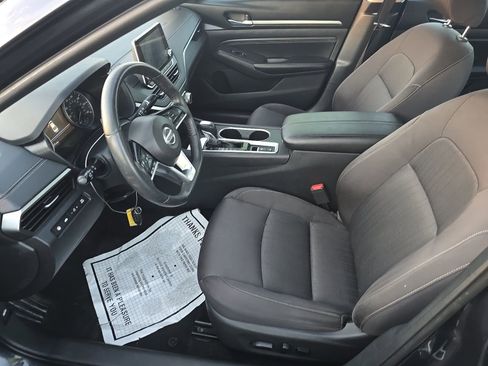Used 2020 Nissan Altima 2.5 SV FWD image 7