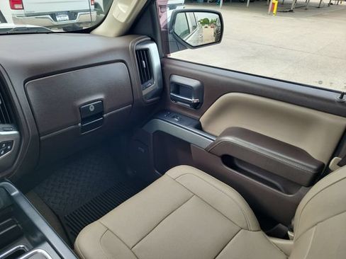 Used 2017 Chevrolet Silverado 1500 LTZ Z71 w/ LTZ Plus Package AWD/4WD image 13