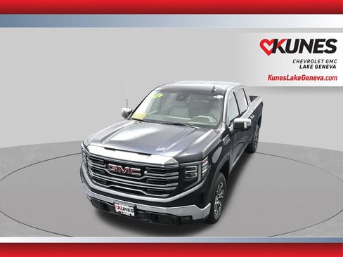 Used 2024 GMC Sierra 1500 SLT AWD/4WD image 14