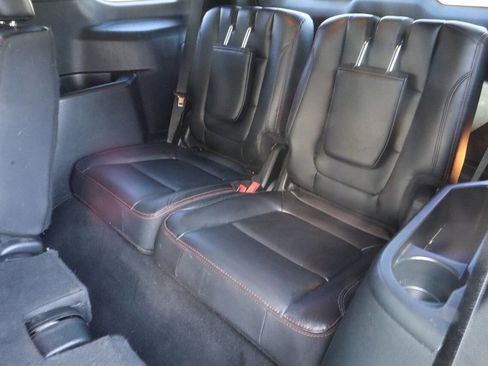 Used 2019 Ford Explorer Sport image 7