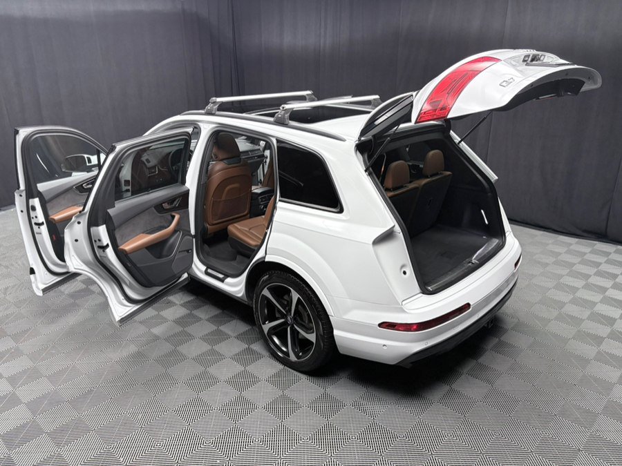 Used 2019 Audi Q7 3.0T Prestige w/ Prestige Package AWD/4WD image 19