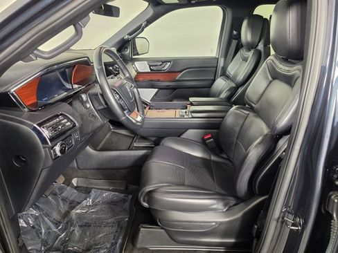 Certified 2021 Lincoln Navigator Reserve w/ Luxury Package AWD/4WD image 23