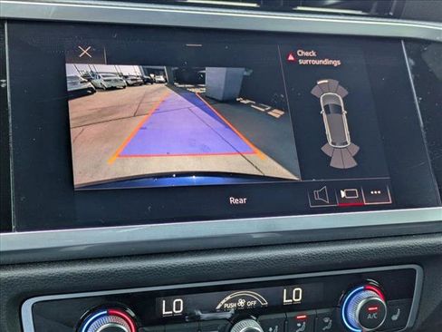 Used 2022 Audi Q3 2.0T Premium w/ Convenience Package image 14