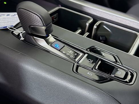 New 2026 Lexus TX 500h AWD image 15