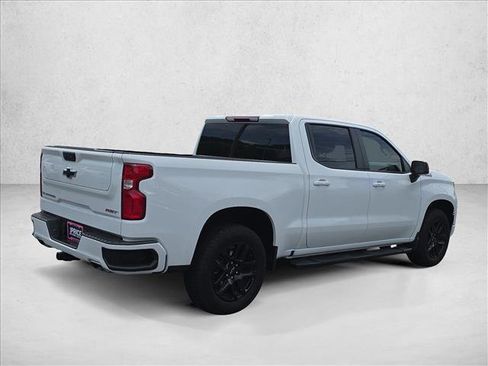 Used 2025 Chevrolet Silverado 1500 RST AWD/4WD image 5