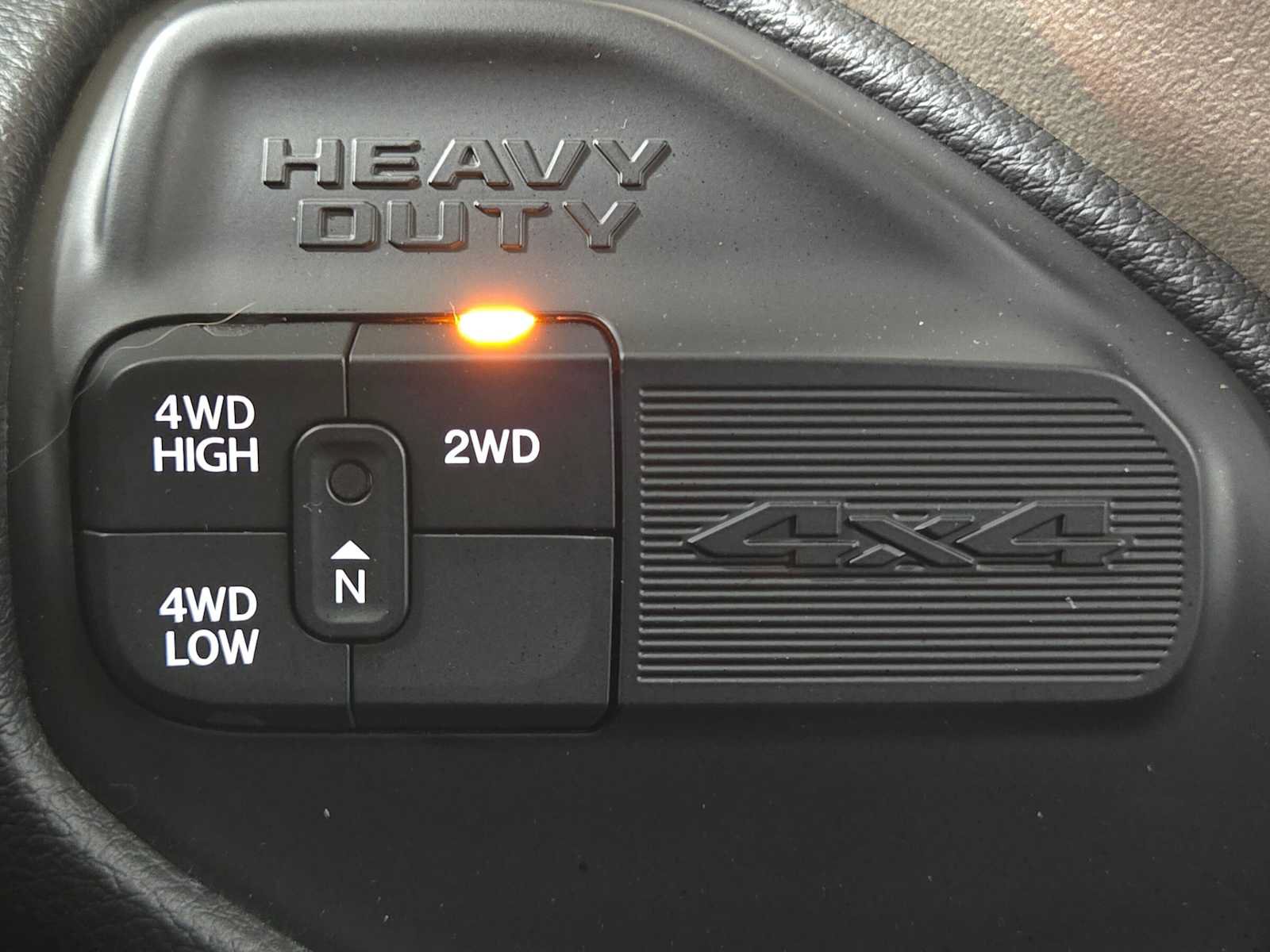 Used 2024 RAM 3500 Laramie w/ Towing Technology Group AWD/4WD image 35