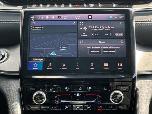 Used 2023 Jeep Grand Cherokee L Overland AWD/4WD image 19
