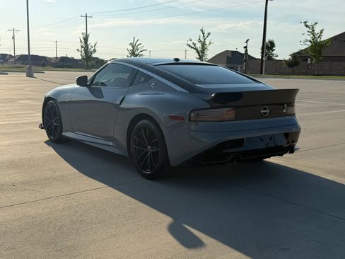 Used 2023 Nissan Z w/ Floor Mat Package (L93) RWD image 8