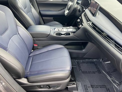 Used 2026 INFINITI QX60 Sport w/ Dark Cargo Package AWD/4WD image 13