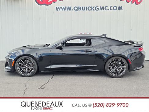 Used 2018 Chevrolet Camaro ZL1 RWD image 7