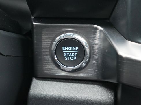 Certified 2023 Ford F350 Lariat w/ Black Appearance Package image 9