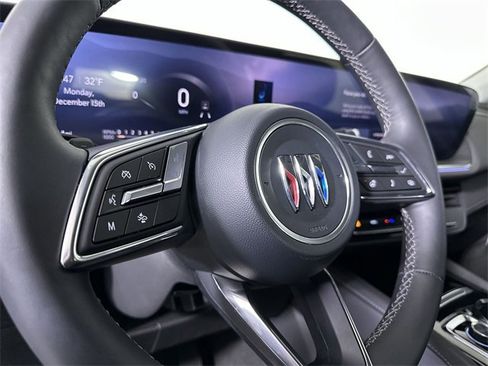 New 2025 Buick Envision Preferred image 11