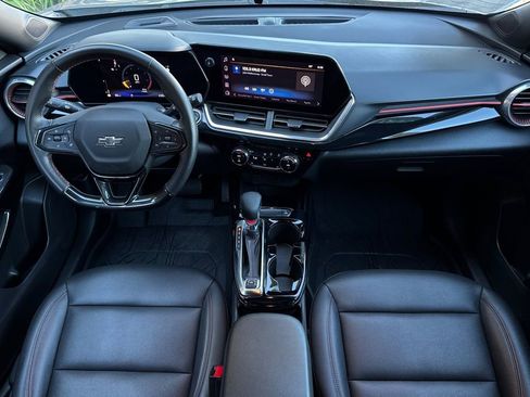 Certified 2024 Chevrolet Trax RS FWD image 15