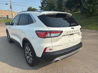 Certified 2022 Ford Escape Titanium AWD/4WD video 2
