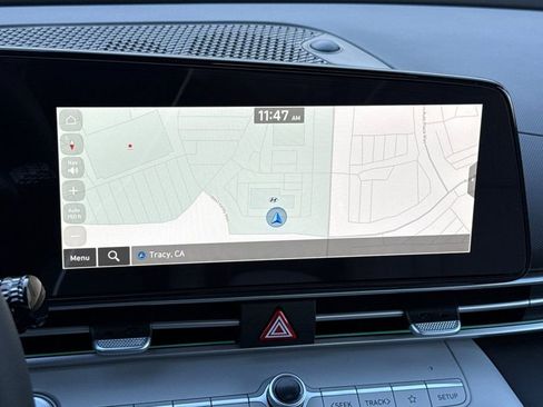 New 2026 Hyundai Elantra Limited FWD image 15