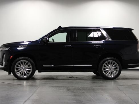 Used 2023 Cadillac Escalade Premium Luxury w/ LPO, Floor Liner Package image 7