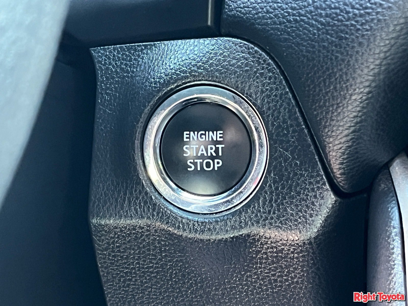 Certified 2025 Toyota RAV4 XLE AWD/4WD image 26