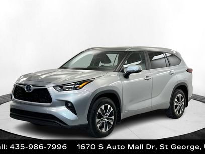 Used 2024 Toyota Highlander XLE