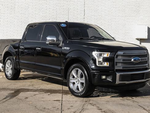 Used 2016 Ford F150 Platinum w/ Equipment Group 701A Luxury image 6